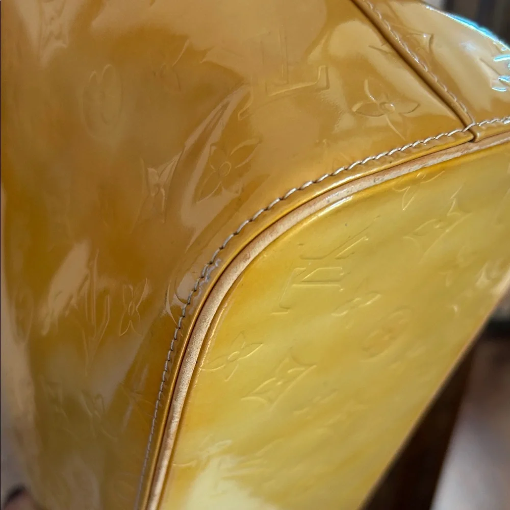 Louis Vuitton Shiny Vernis Gold Tote - Picture 7 of 16